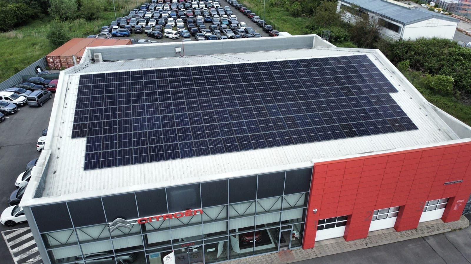 Autoteam, Stupava, 71,3 kWp (1/7)