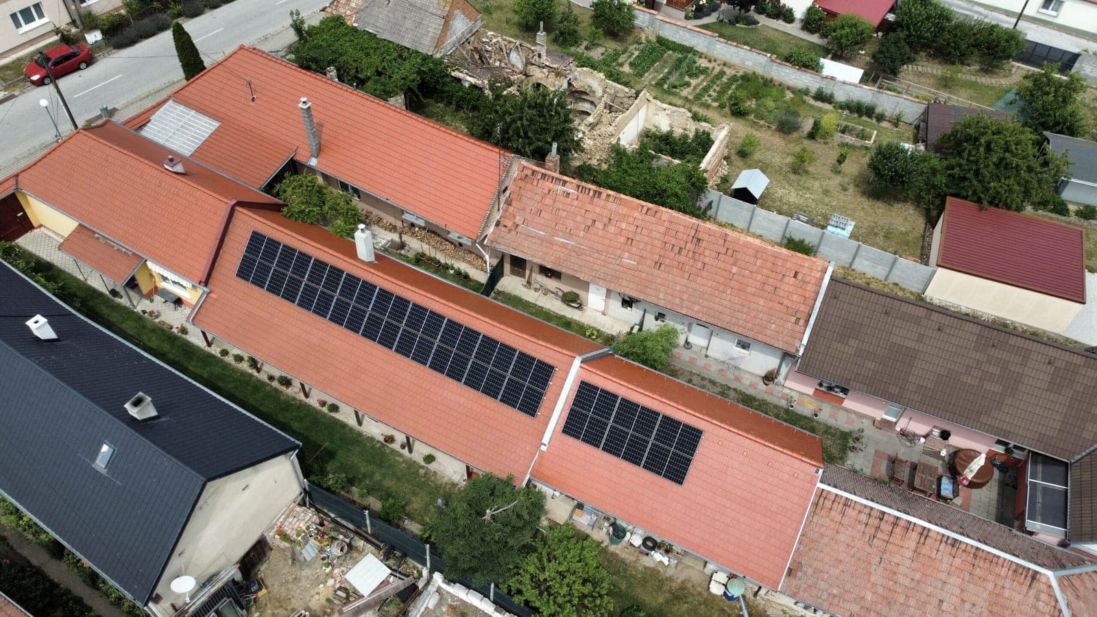 Einfamilienhaus Dolné Orešany, Dolné Orešany, 10 kWp (1/3)