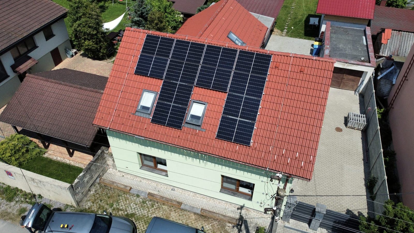 Einfamilienhaus Slovenský Grob, Slovenský Grob, 4,9 kWp (1/3)