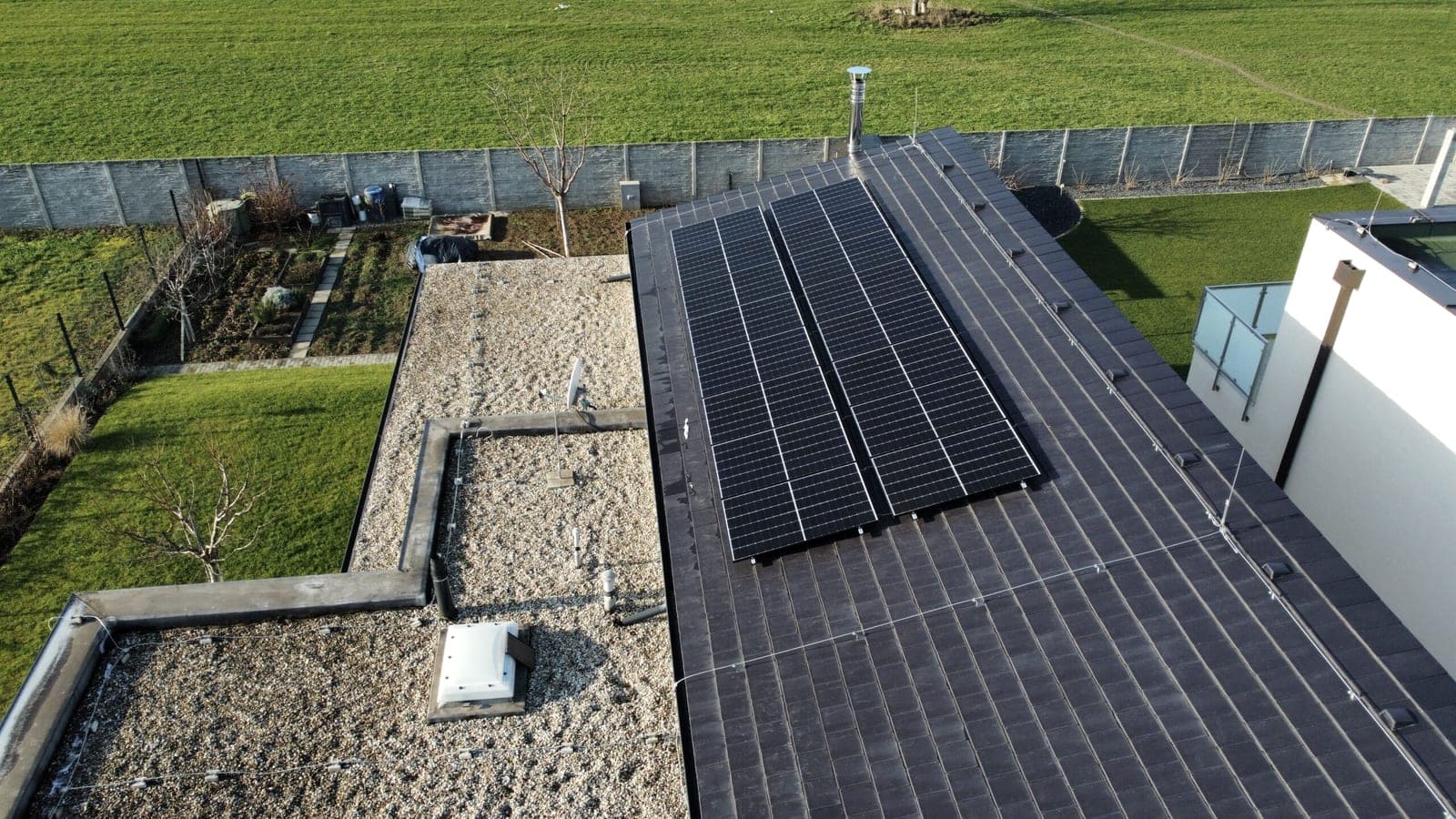 Einfamilienhaus Viničné, Viničné, 6,6 kWp (1/3)